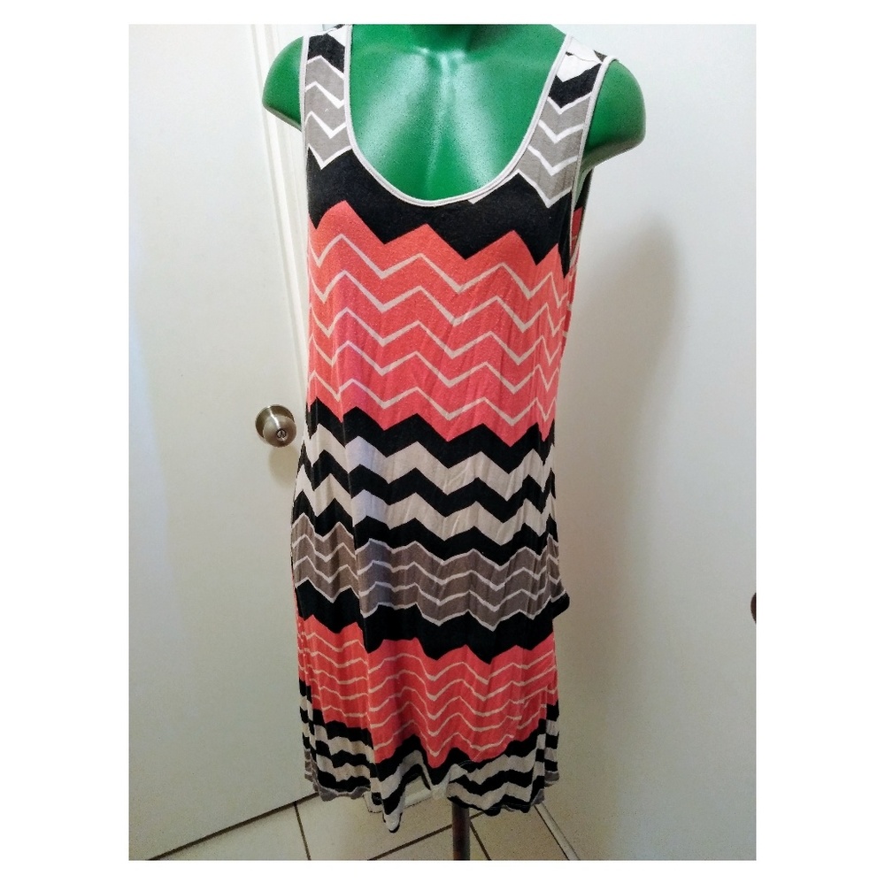 Design Histry zig zag dress Missy Medium